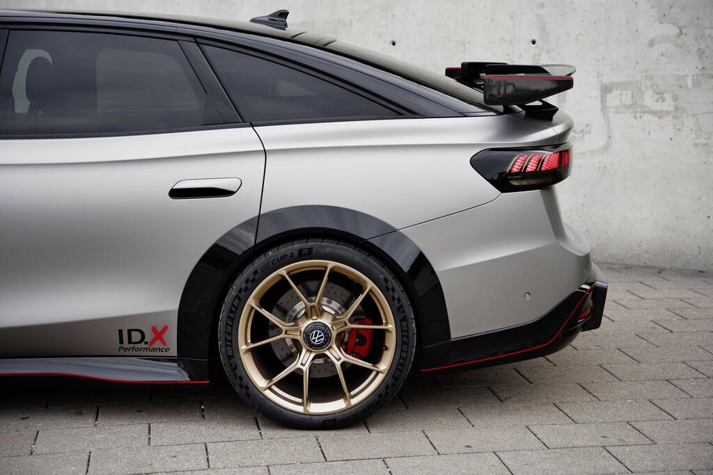 Volkswagen ID.X Performance 2023