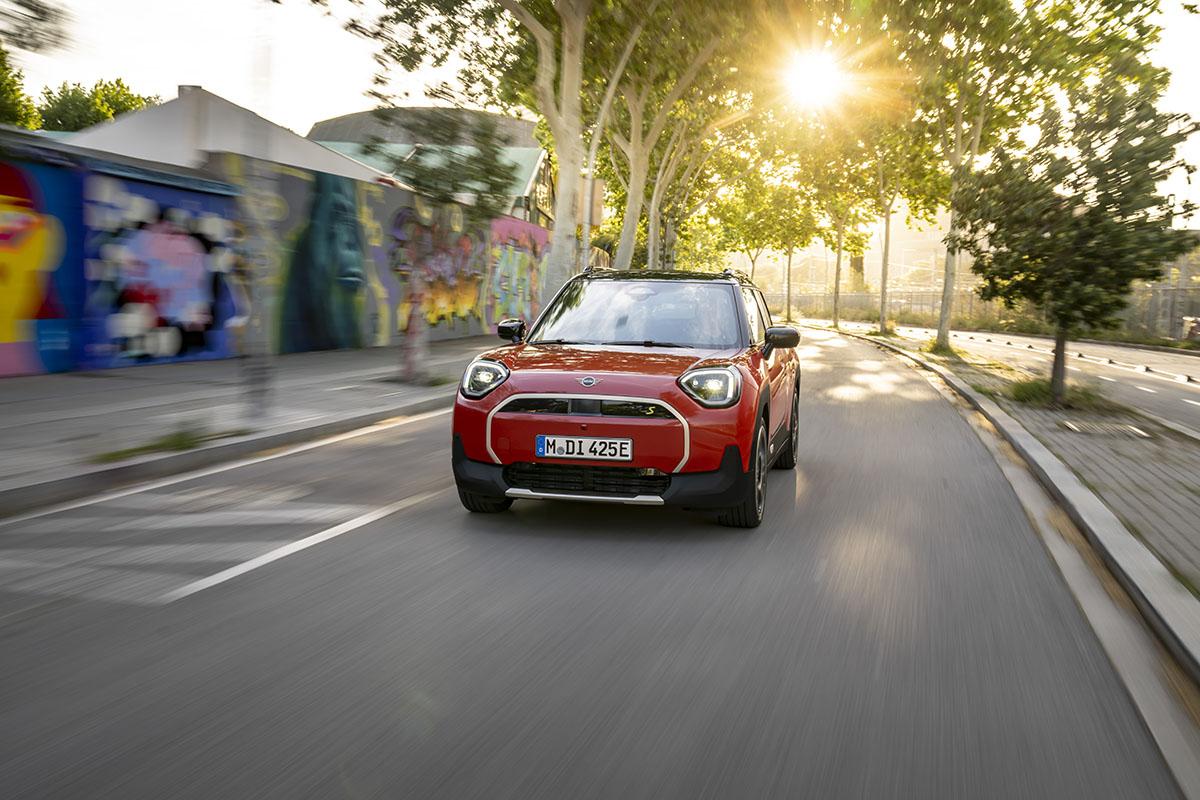 First Drive : Mini Aceman E (2024)