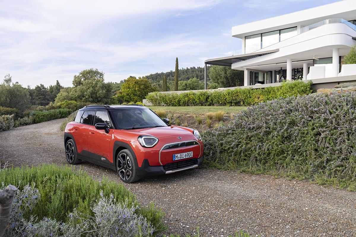 First Drive : Mini Aceman E (2024)