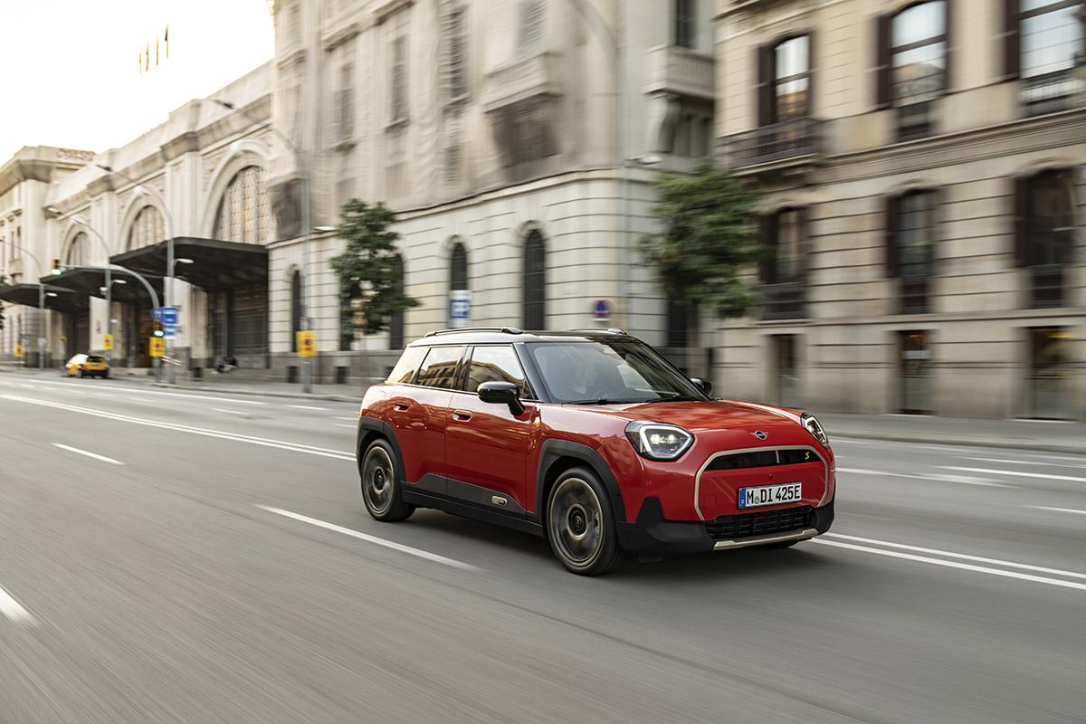 First Drive : Mini Aceman E (2024)