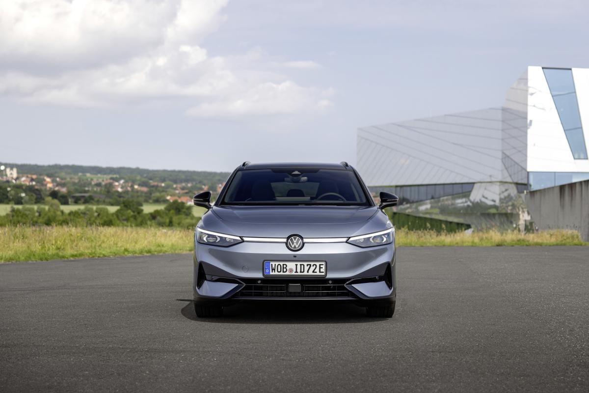 Volkswagen ID7 Tourer test review autofans 2024