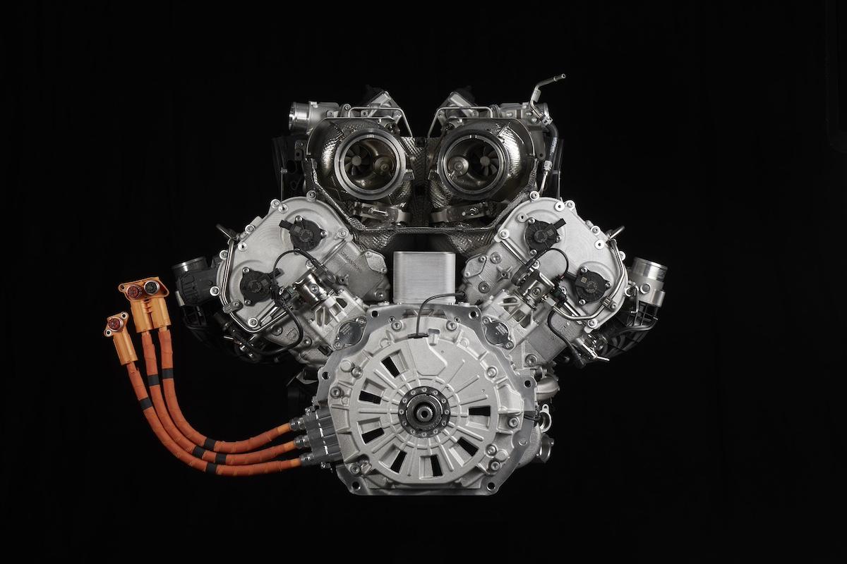 Lamborghini V8 HPEV 2024