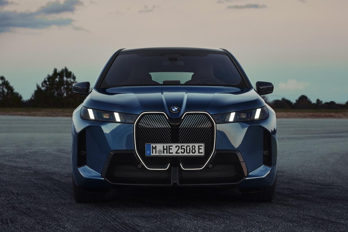 BMW iX facelift 2025