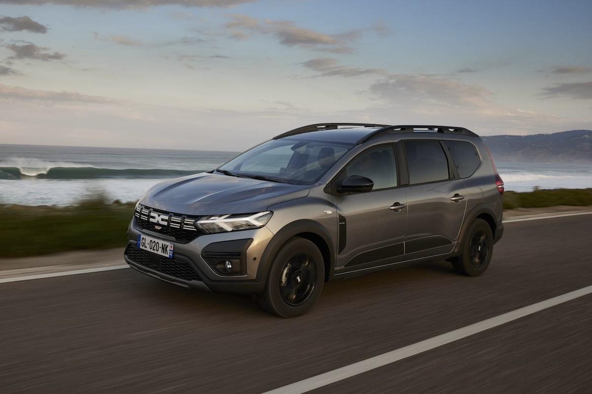 Dacia Sandero Hybrid gerucht 2025