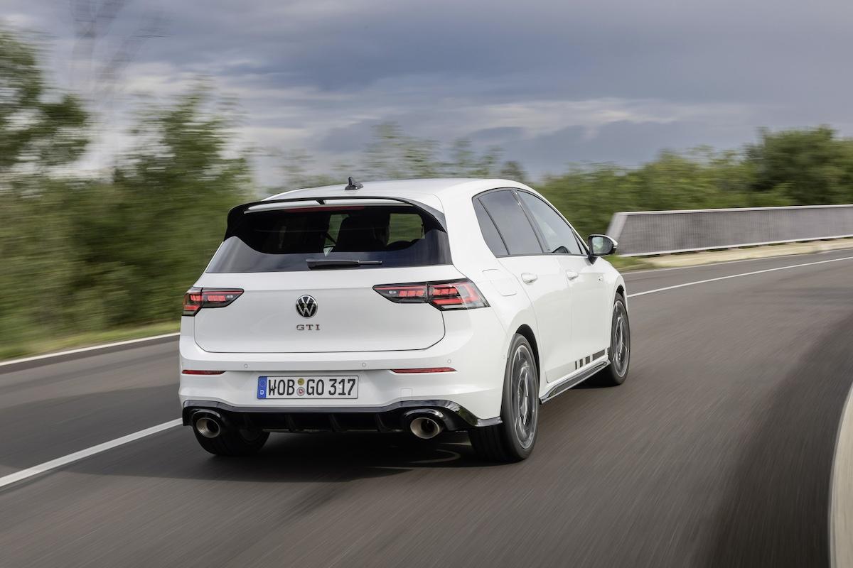 Duotest Golf R vs GTI Clubsport 2025