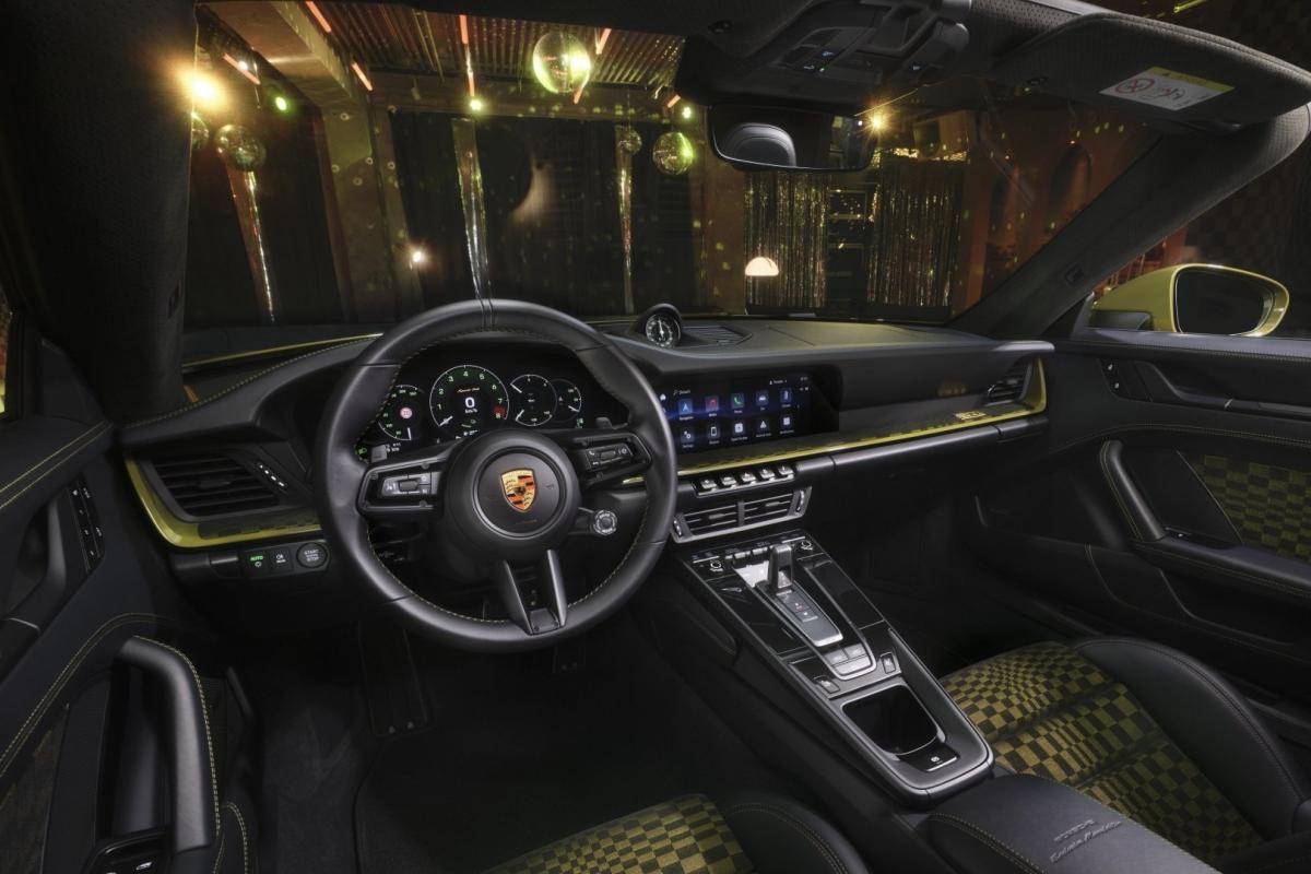 Porsche 911 Spirit 70 2025