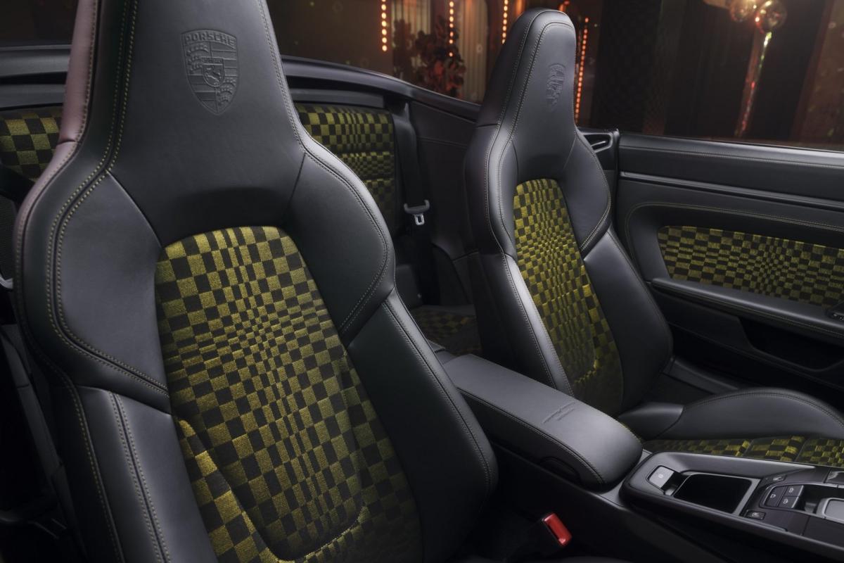 Porsche 911 Spirit 70 2025