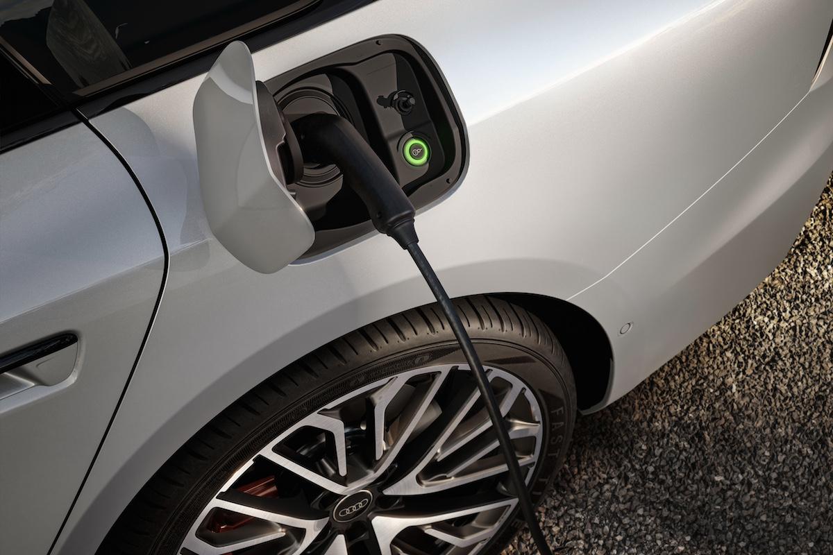 Audi A6 e-hybrid 2025