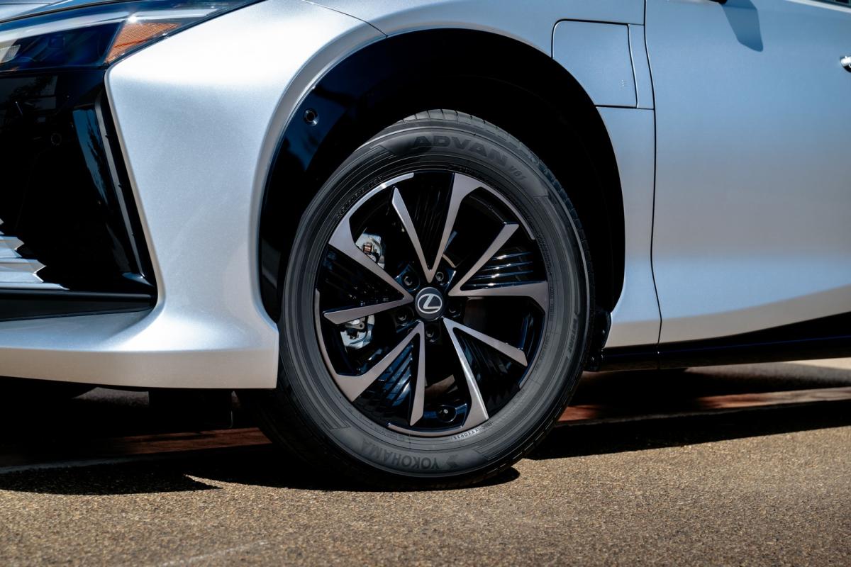 Lexus-RZ-2025-velgen