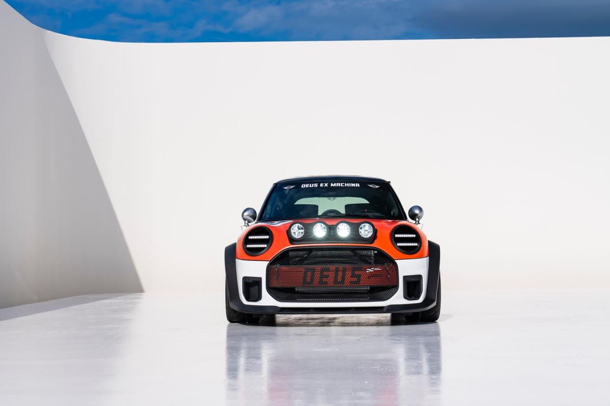 MINI JCW Deus Ex Machina 2025 Machine