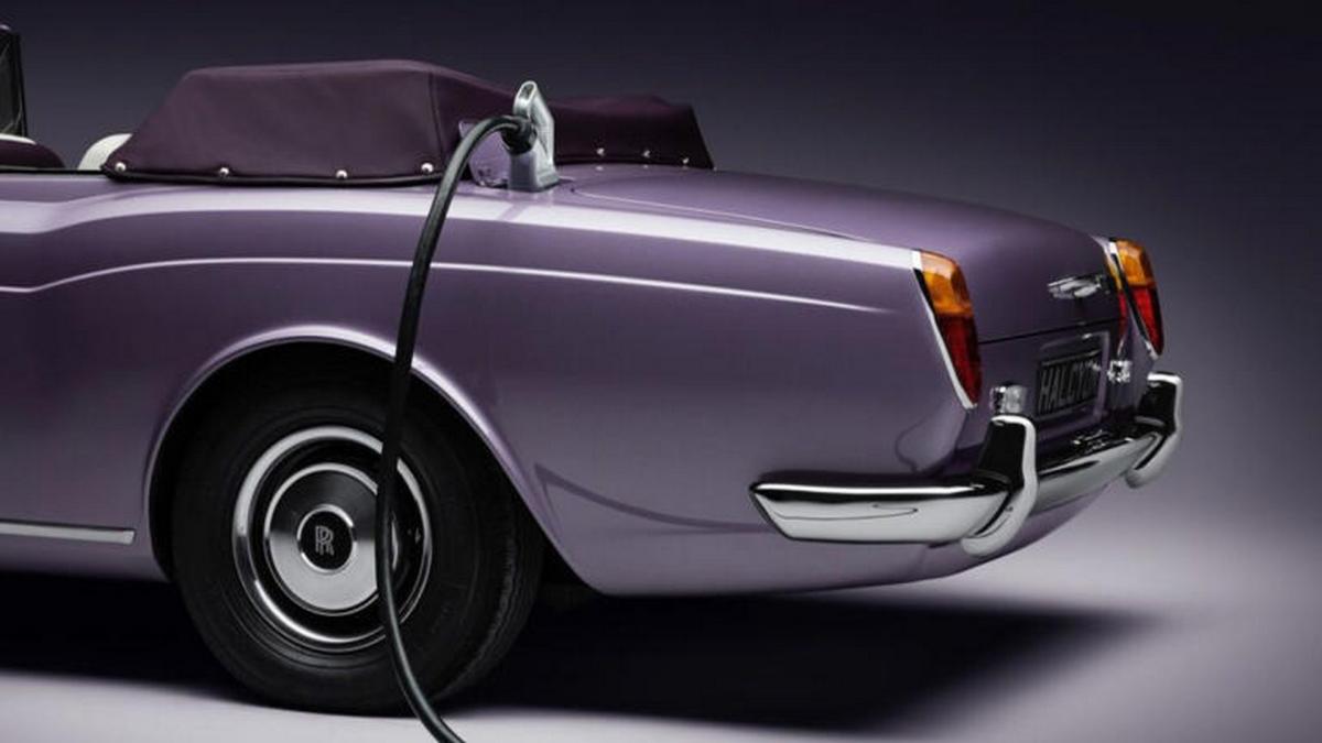 Rolls-Royce Corniche Halcyon Restomod 2025