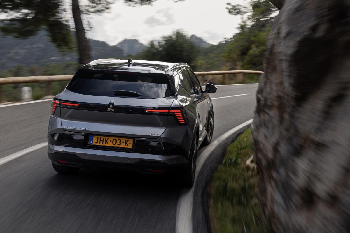 Mitsubishi Eclipse Cross test 2025