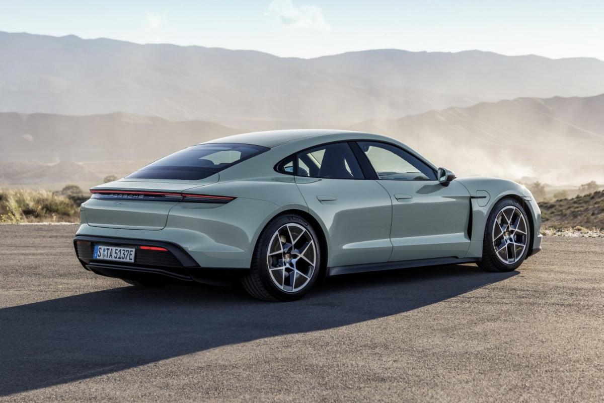 Test Porsche Taycan basis 2025