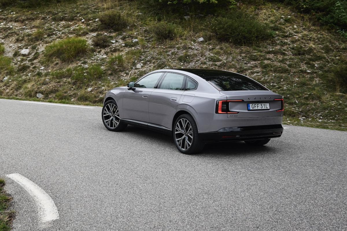 Test Volvo ES90 2025