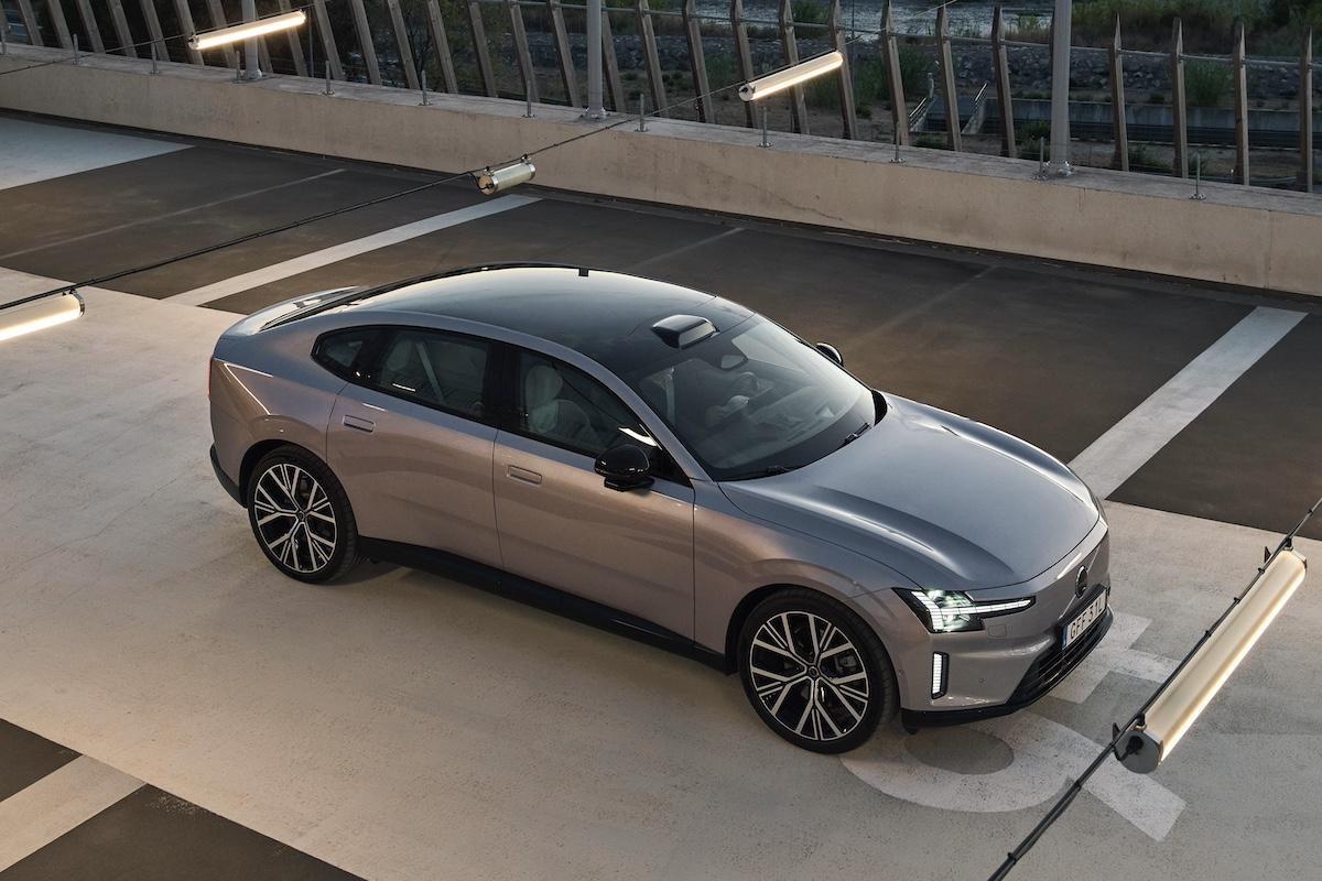 Test Volvo ES90 2025