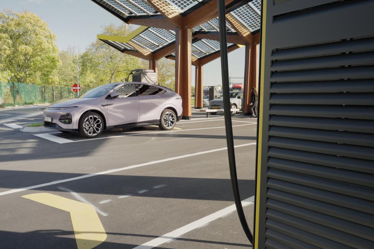 Xpeng interview laadpaalklap 2025