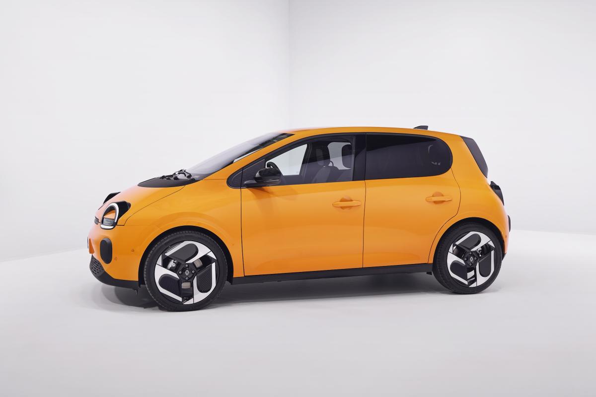 Renault Twingo E-Tech 2025 Official 