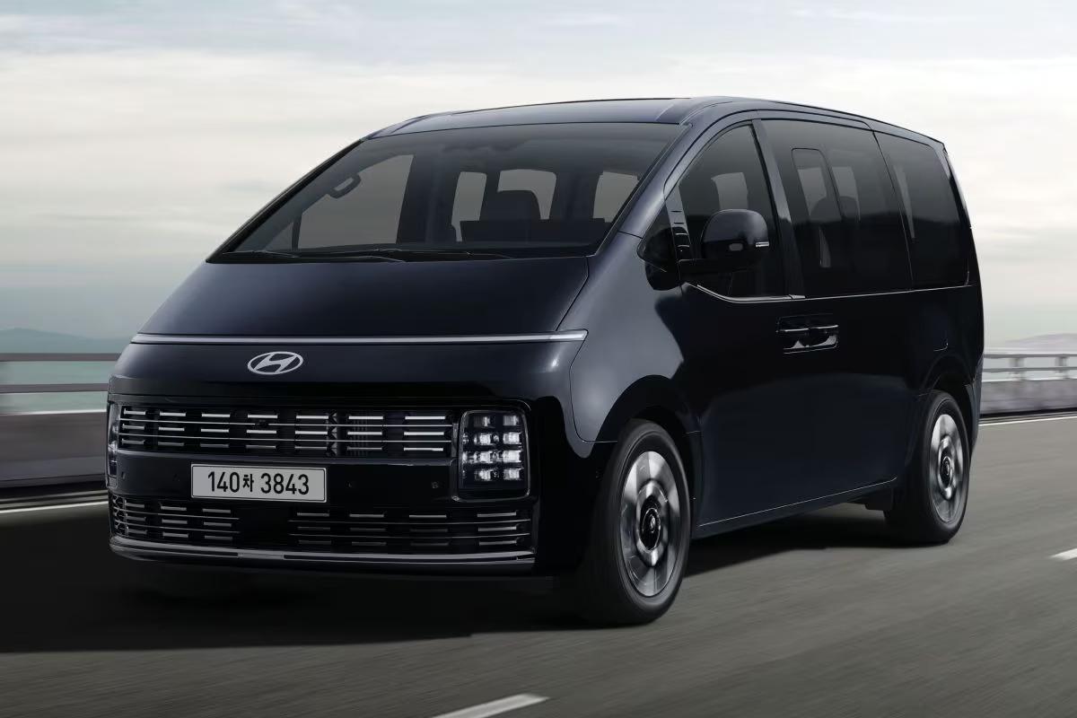 Hyundai Staria Hybrid