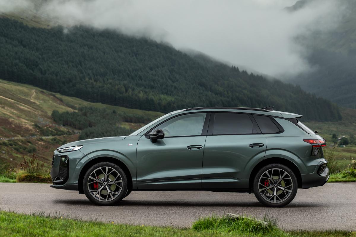 Audi Q3 2026 rijtest test autofans