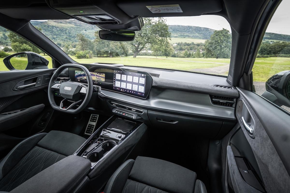 Audi Q3 2026 rijtest test autofans