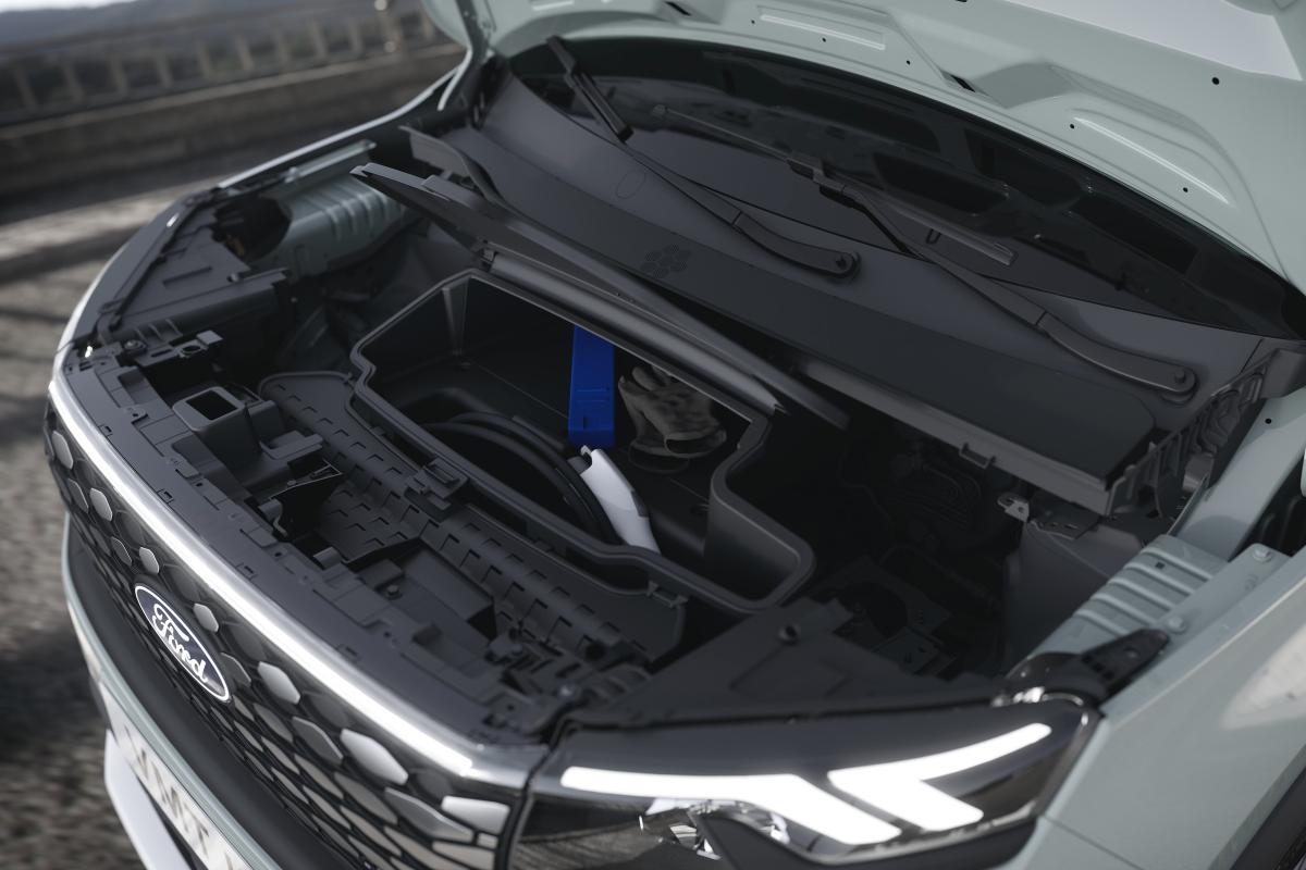 Ford e-Tourneo Courier test 2026