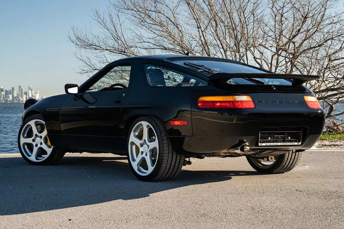 Porsche 928 RUF 928R