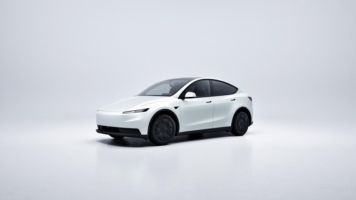 Tesla Model Y Standard 2026