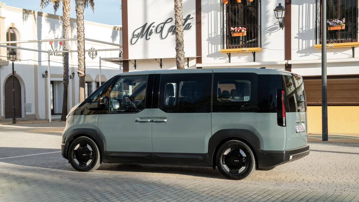 Kia PV5 Passenger