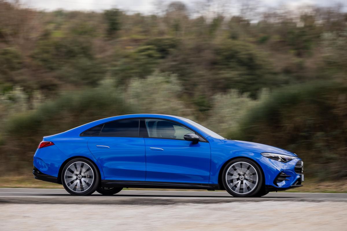 Mercedes CLA Hybrid test 2025