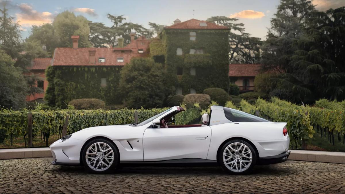 Touring Superleggera Veloce12 Aperta