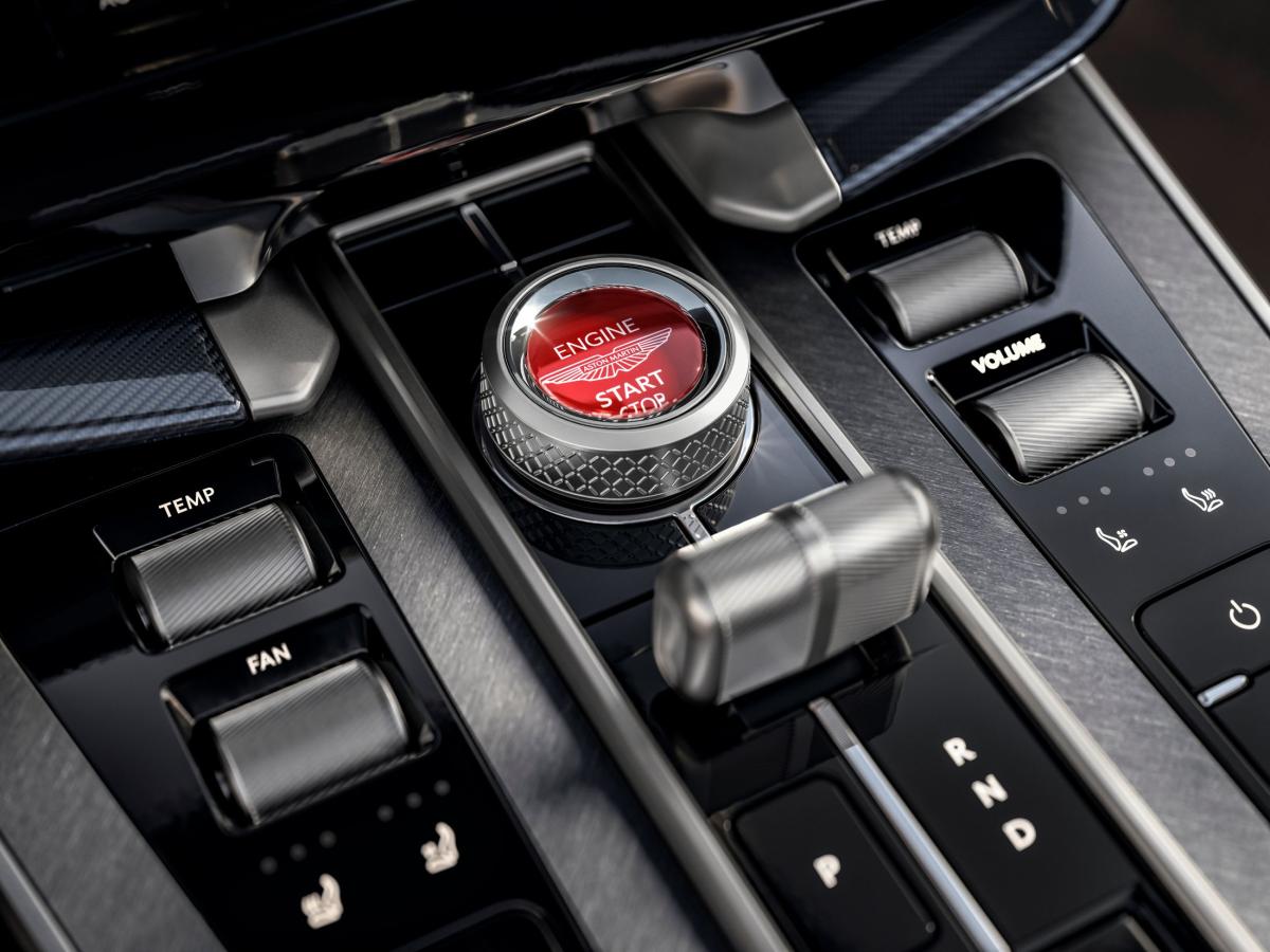 Aston martin Vanquish 25 jaar