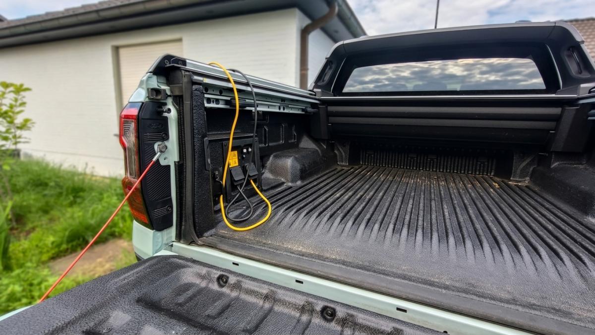 Ford Ranger PHEV Pro Power On Board test