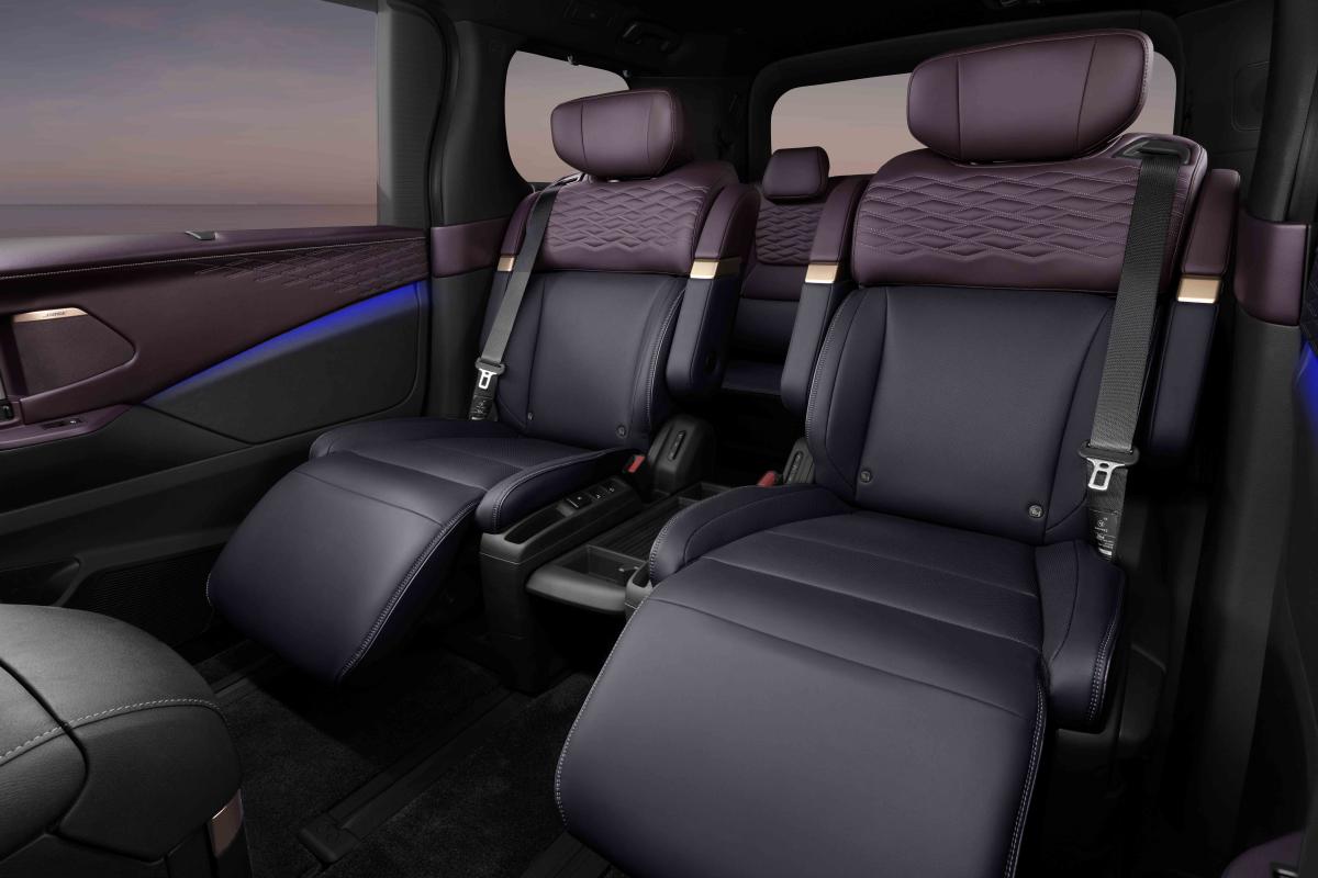 Nissan Elgrand 2026 info