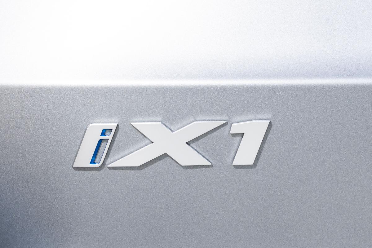 BMW iX1 snelwegtest 2026