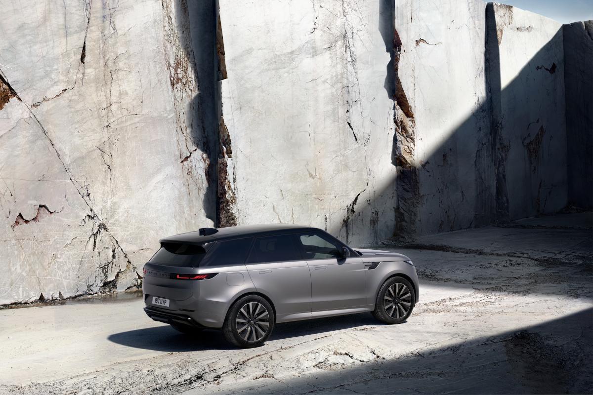 Range Rover Sport Electric 2026
