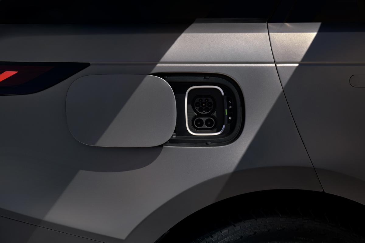 Range Rover Sport Electric 2026