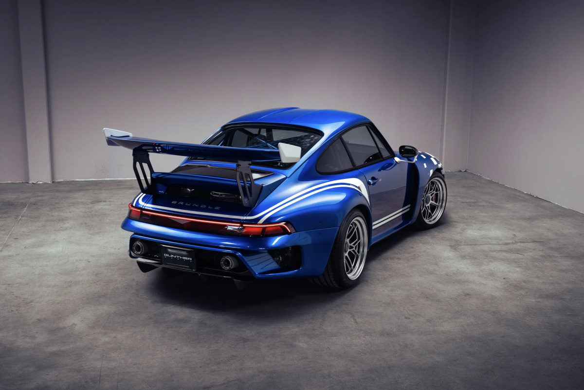 Porsche 911 Guntherwerks Turbo Brundle Edition