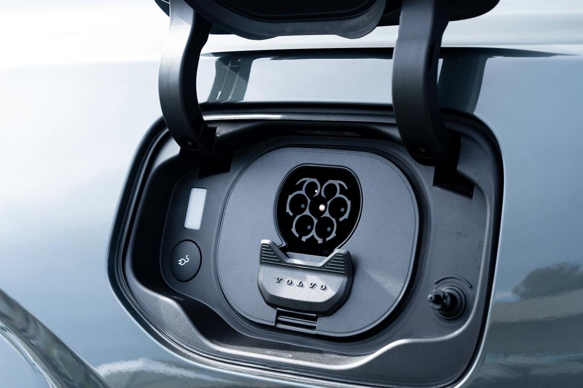 Volvo EX60 snelwegtest 2026