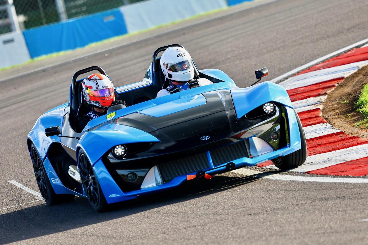 Zenos E10 2027