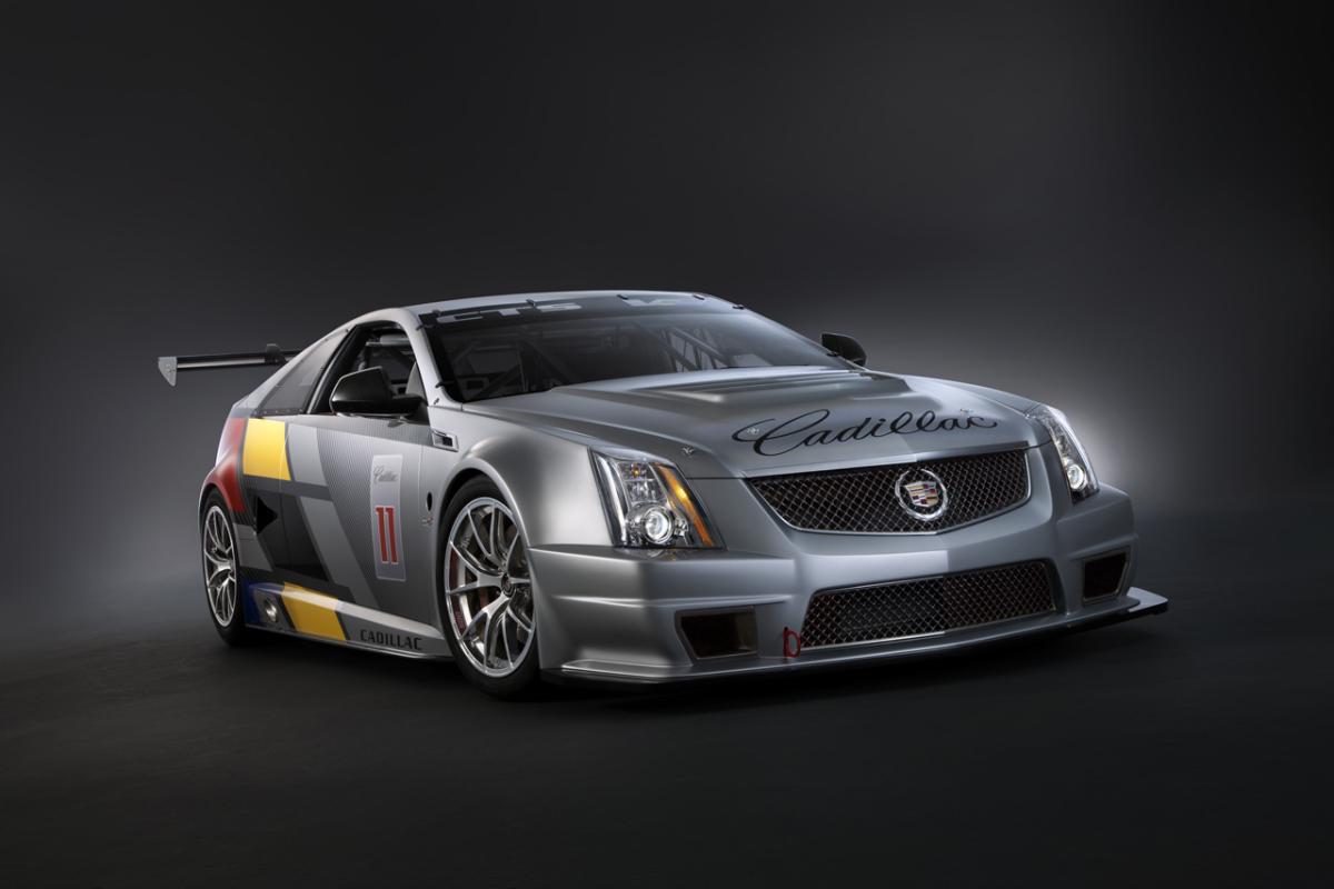 Cadillac-cts-v-coupe-race-car-3