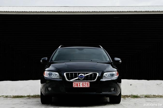 Rijtest-Volvo-V70-D5-Geartronic