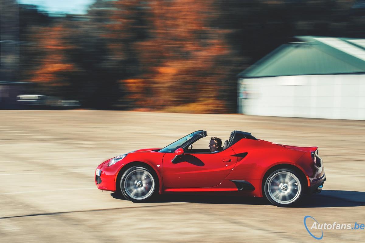  alfa-4c-spider-autofans