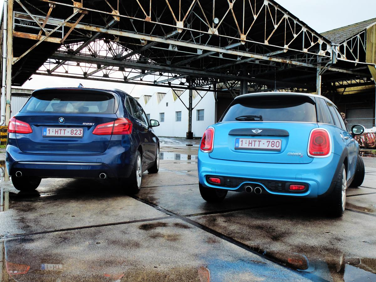 BMW-225iAT-VS-Mini-CooperS-5deur