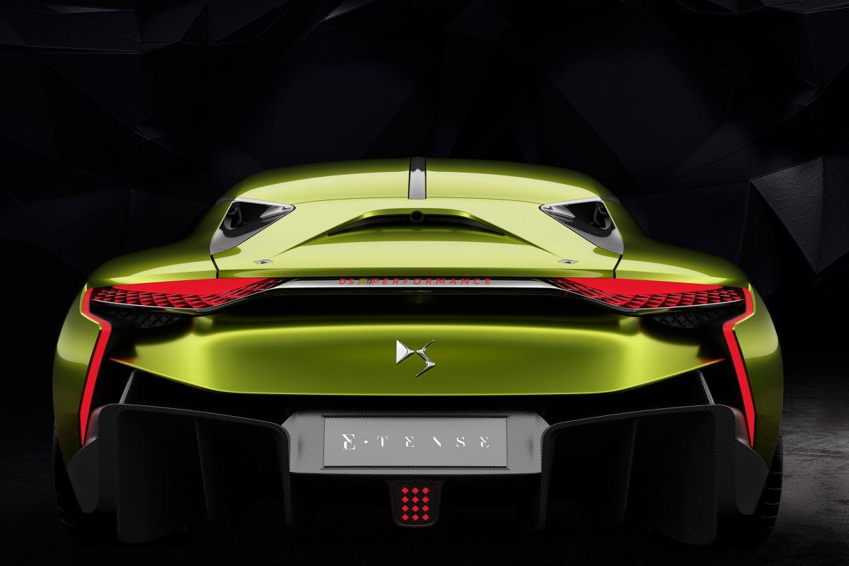 ds-e-tense-concept