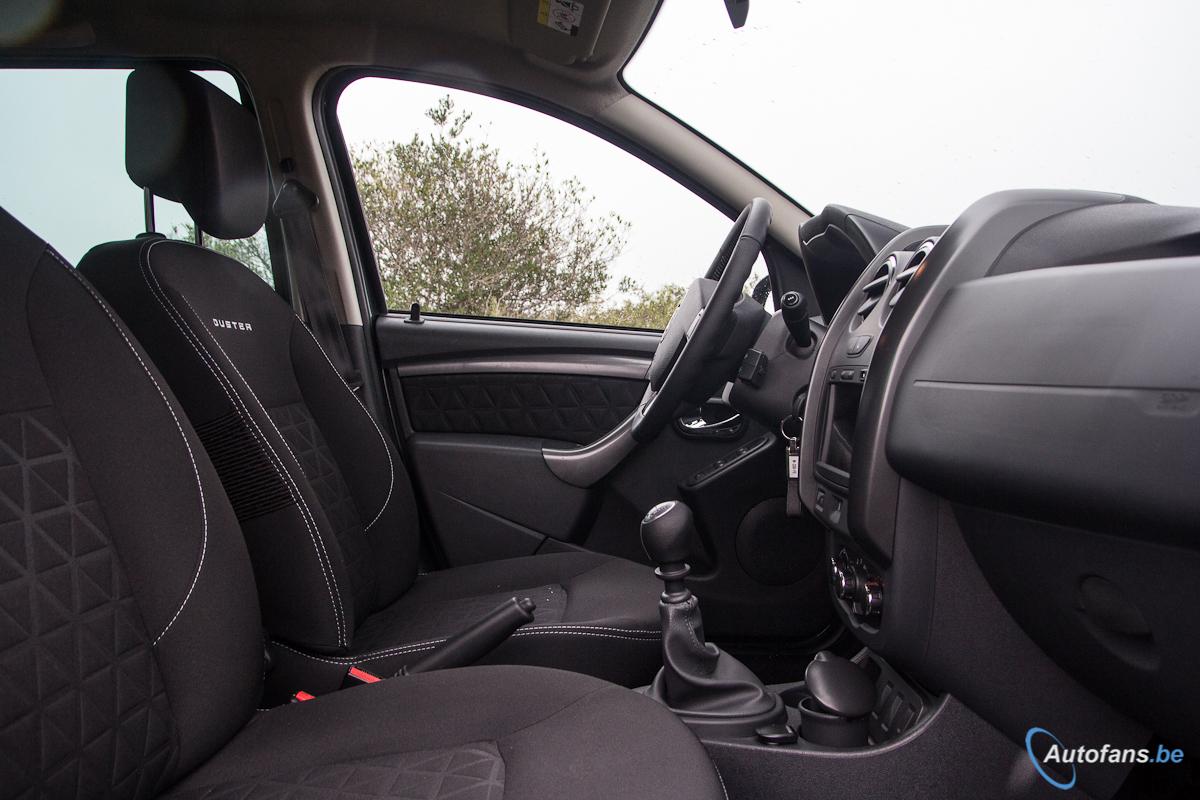 dacia-duster-2013-nieuw-interieur