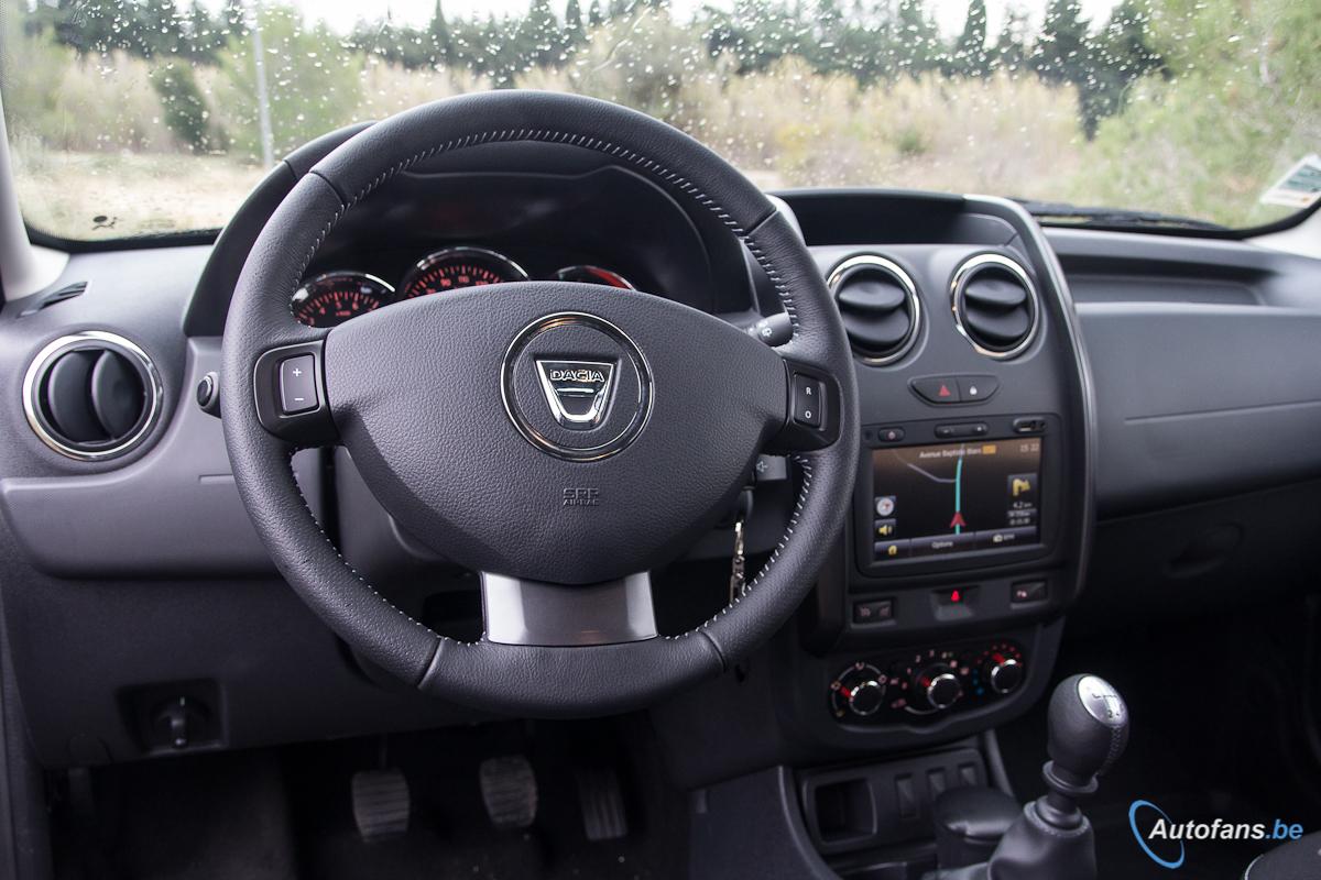 dacia-duster-2013-nieuw-interieur