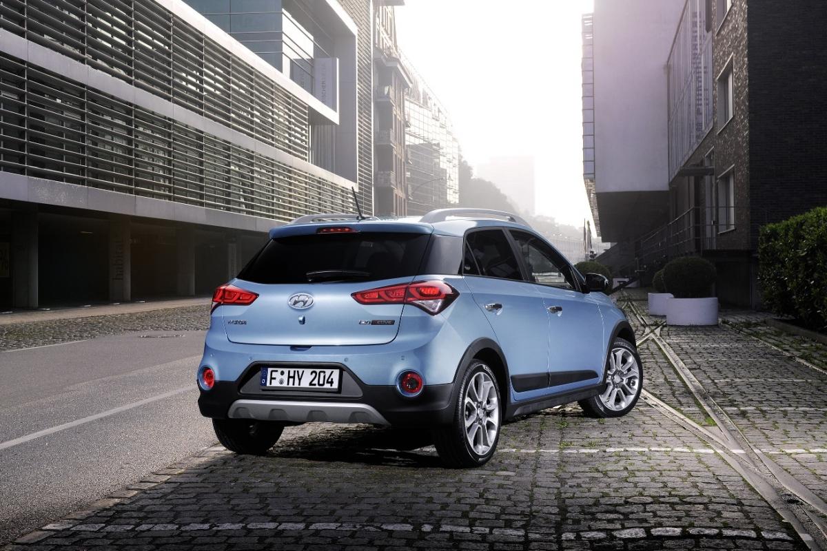  hyundai-i20-active-2015