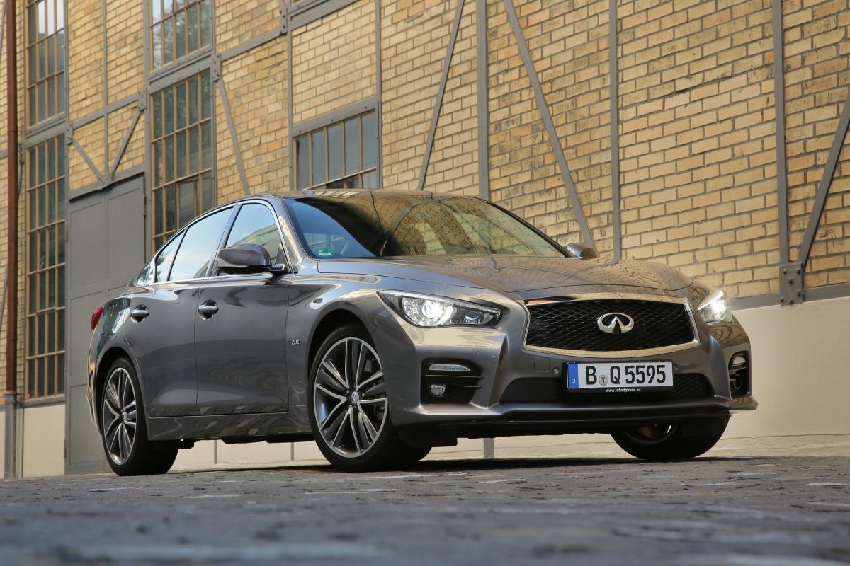 Infiniti Q50 rijtest