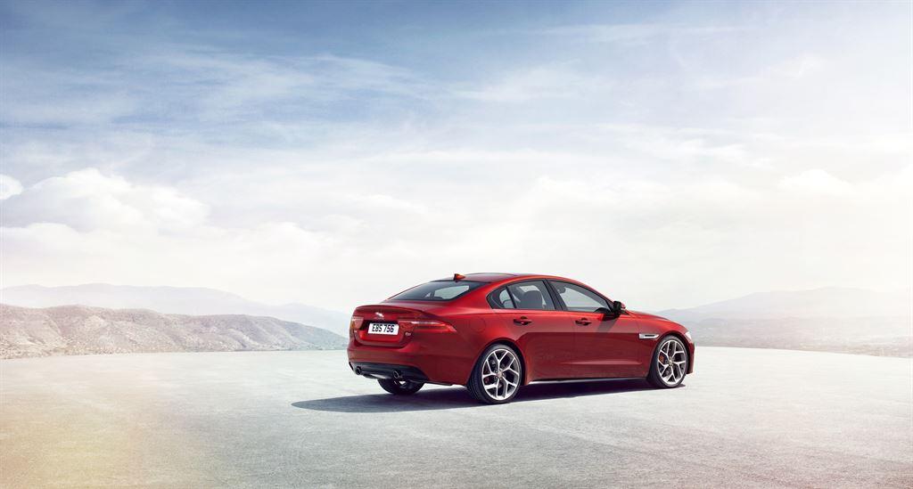 jaguar xe s 