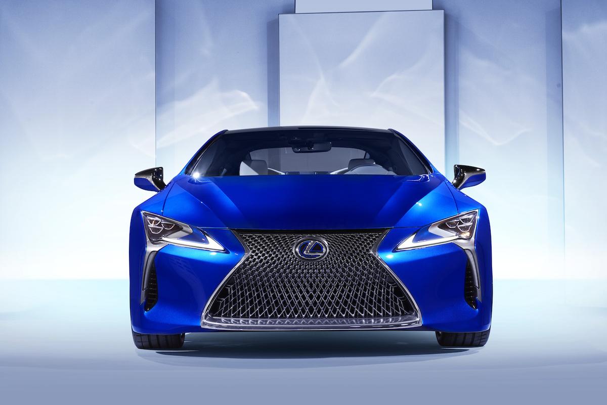 lexus-lc-500h-liveview